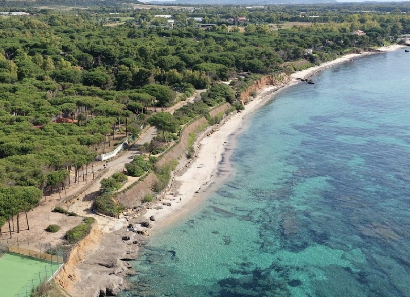Pula, stangata al Tar per Is Morus: “Dovranno realizzare parcheggi e garantire accessi al mare”