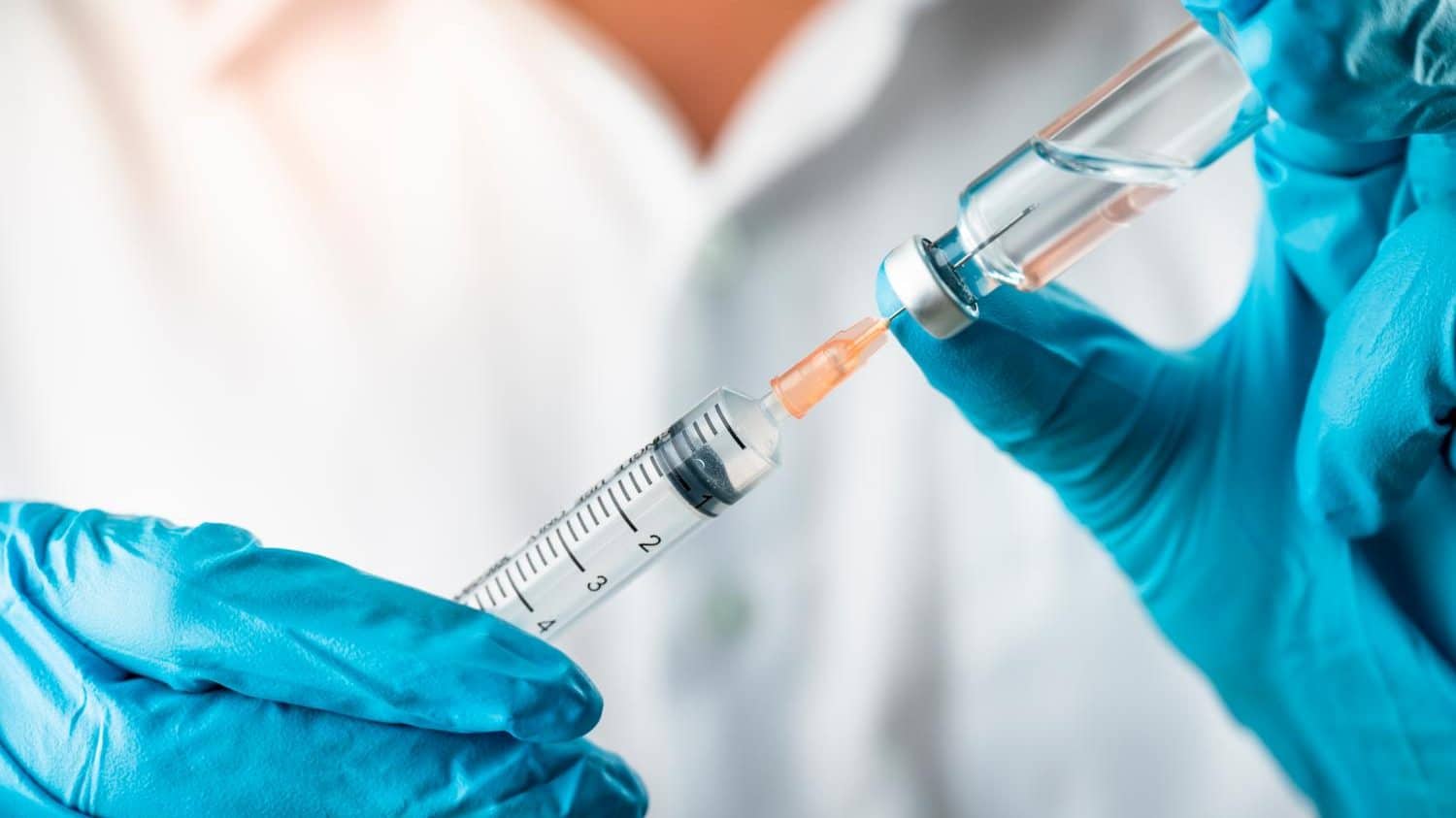 Serramanna, vaccini contro il virus antinfluenzale senza prenotazione: “Disagi per fragili e disabili”