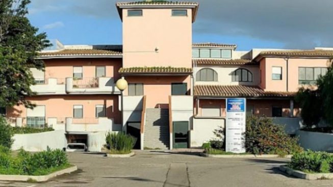 Pazienti maltrattati nella Rsa di Quartu, a processo anche una delle suore del centro