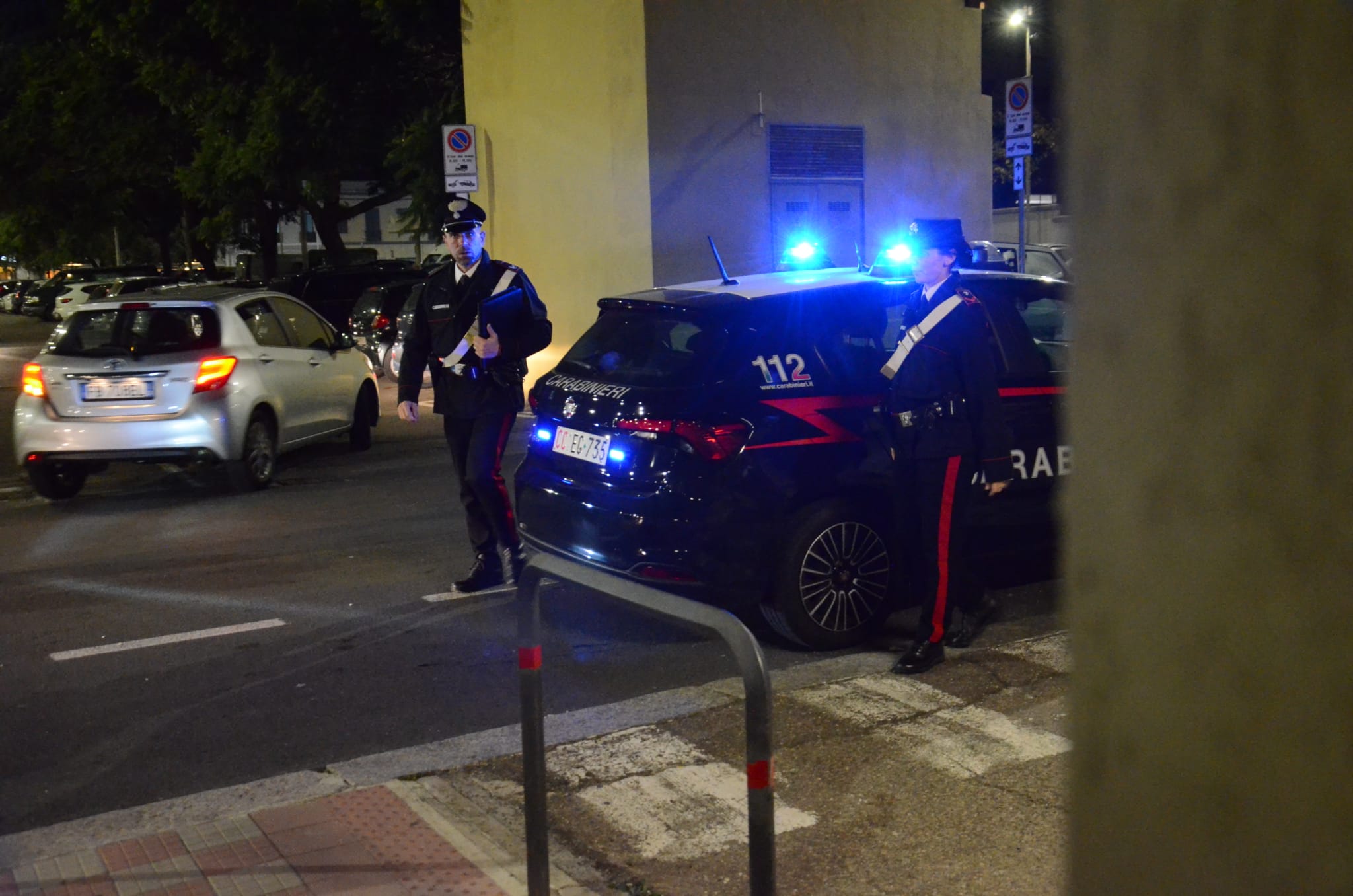 Cagliari, ruba oggetti d’arredo in un supermercato: arrestato un pregiudicato di Assemini
