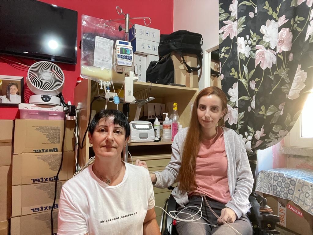 Quartu, madre e figlia malata in un tugurio: “Ci servono 100mila euro per una nuova casa”