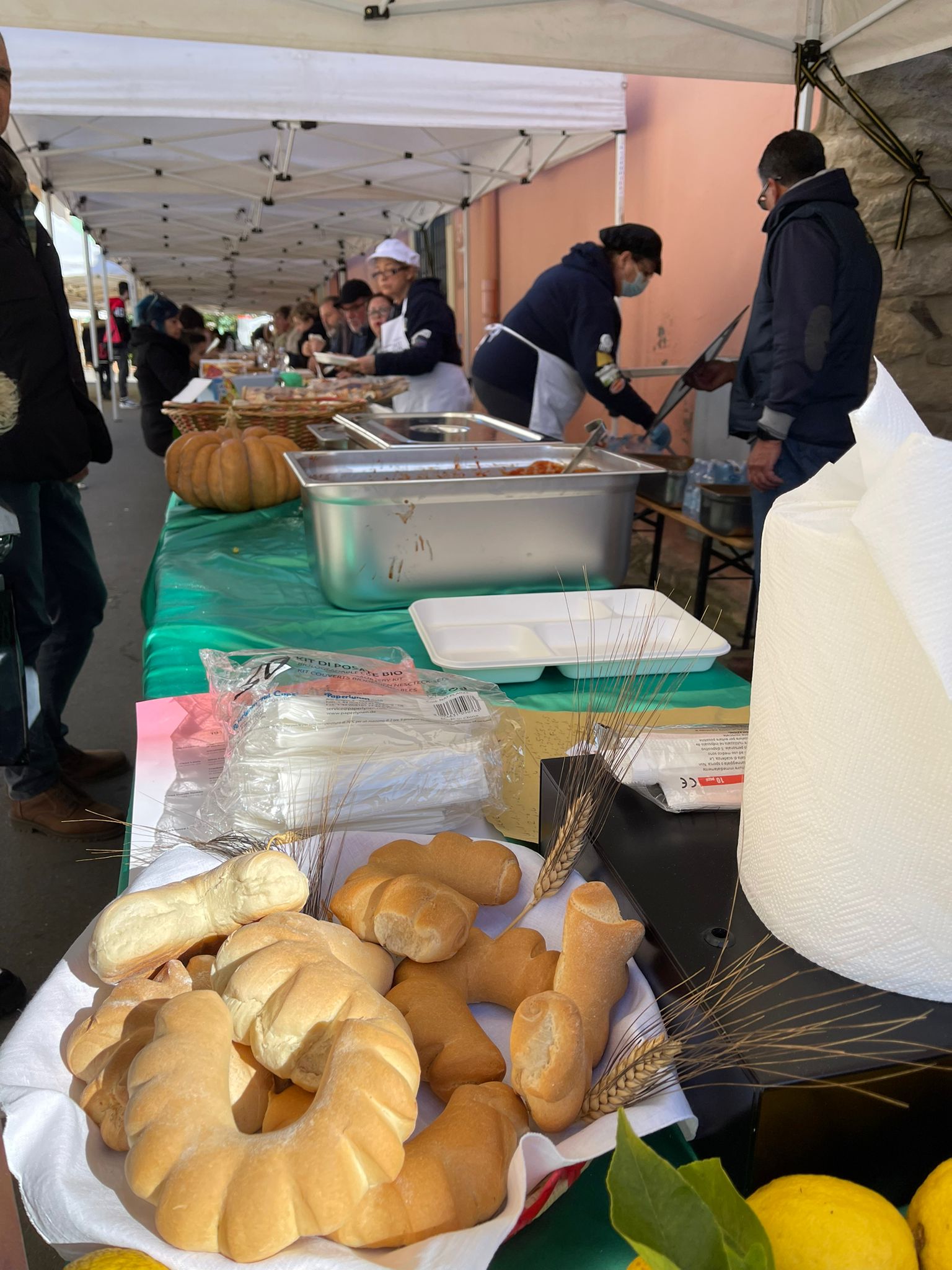 Una domenica di Carnevale all’insegna dei suoni e dei sapori del Parteolla: Suonidivini è già un successo