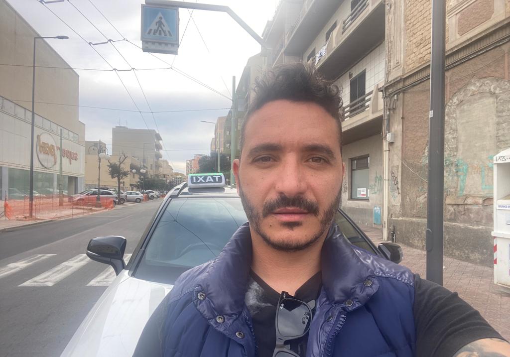 L’sos dei tassisti di Quartu: “Siamo in 8, possiamo battere Uber solo se ci uniamo a Cagliari”