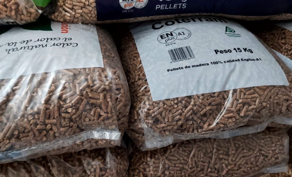 Pellet online, raffica di truffe in Sardegna: pagano ma restano a mani vuote un 51enne di Guspini e un pensionato di Villacidro