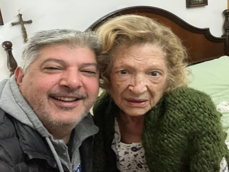 Cagliari, sanità da incubo: “Mia mamma 83enne ferita lasciata 6 ore su una barella”