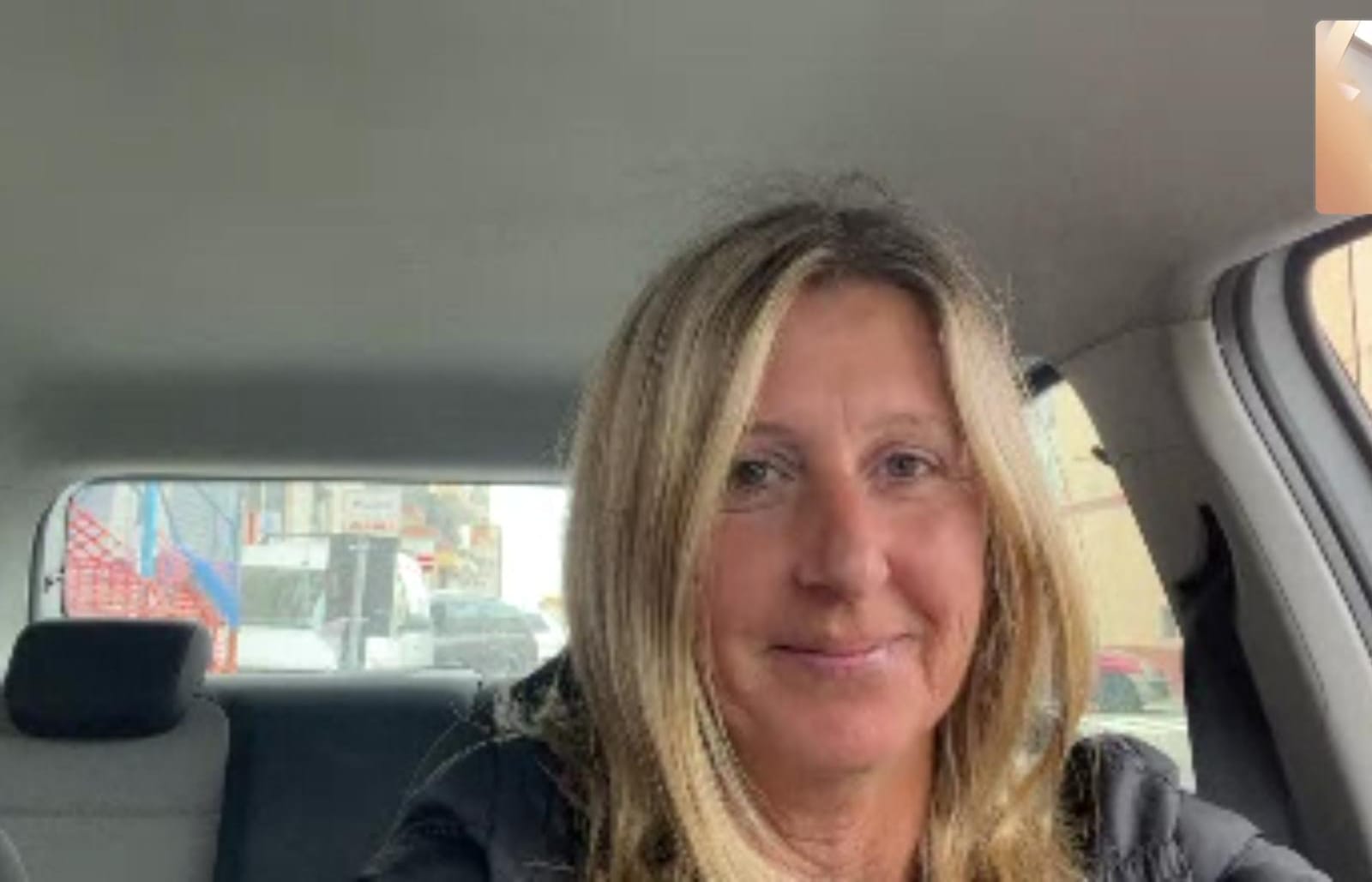 Cagliari, parcheggia in sosta vietata venerdì: “Auto sequestrata dal carro attrezzi sino a lunedì in viale Monastir, salasso di 200 euro”
