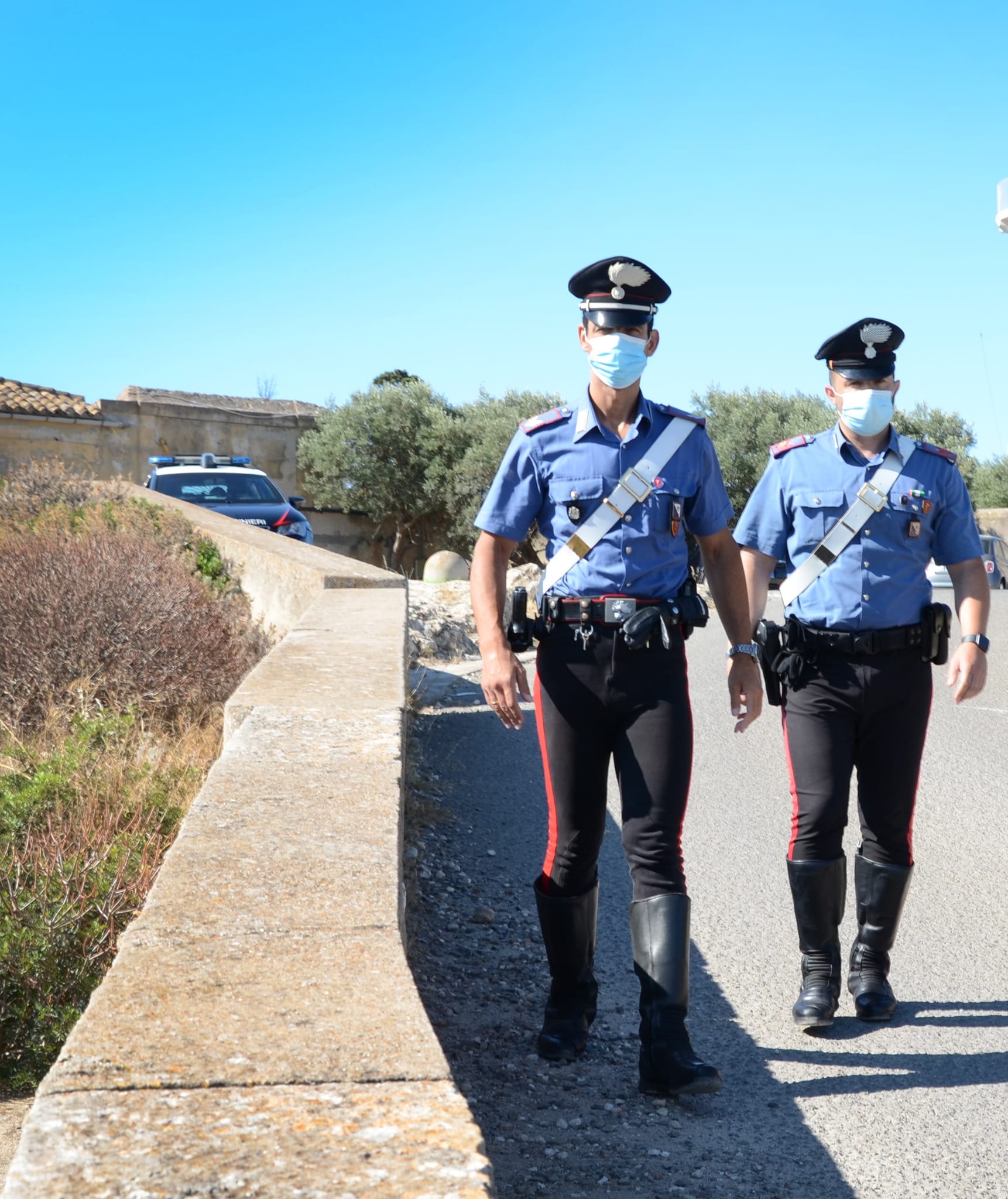 Muravera, proiettili nell’ovile e una pistola in casa: denunciato un 57enne