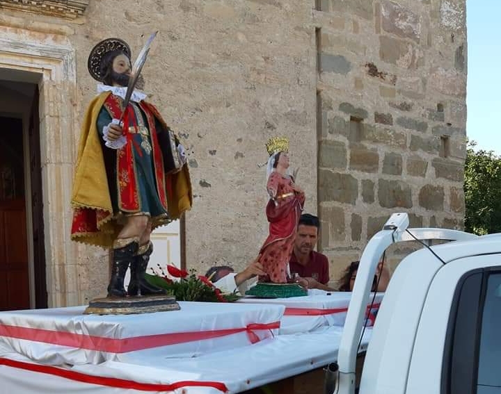 San Sperate, a causa del caldo il Santo Patrono cambia percorso per la processione: fedeli infuriati