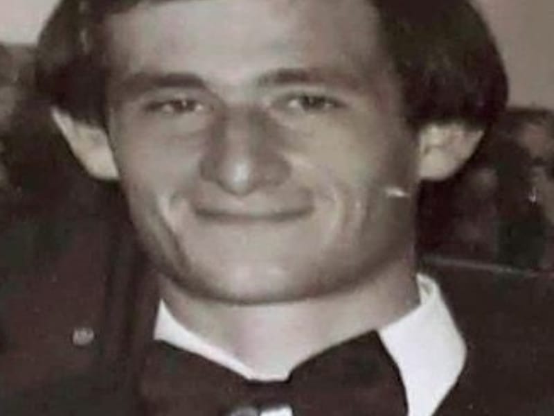 Addio a Mariano Mereu, il triste annuncio dalla moglie con i 3 figli