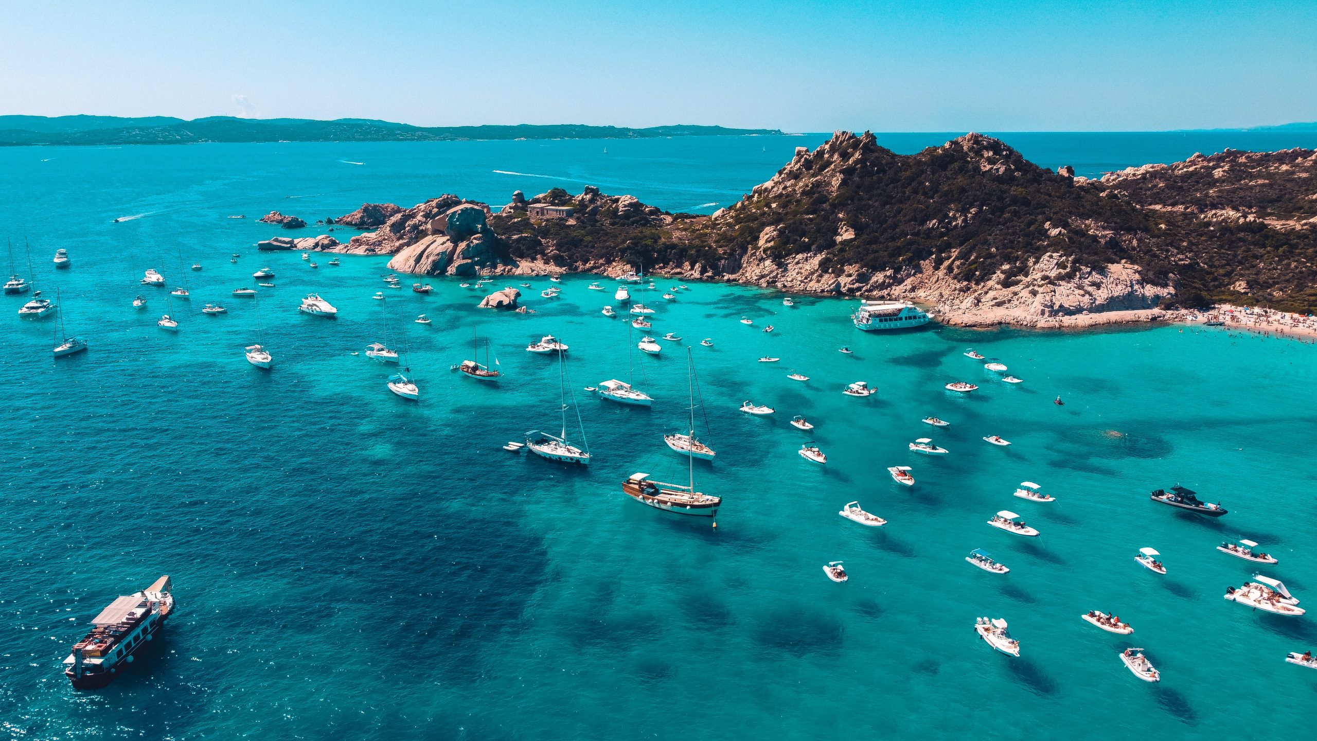 Meteo Casteddu, il vento spezza il ritorno del grande caldo sulla Sardegna: picchi di 30 gradi