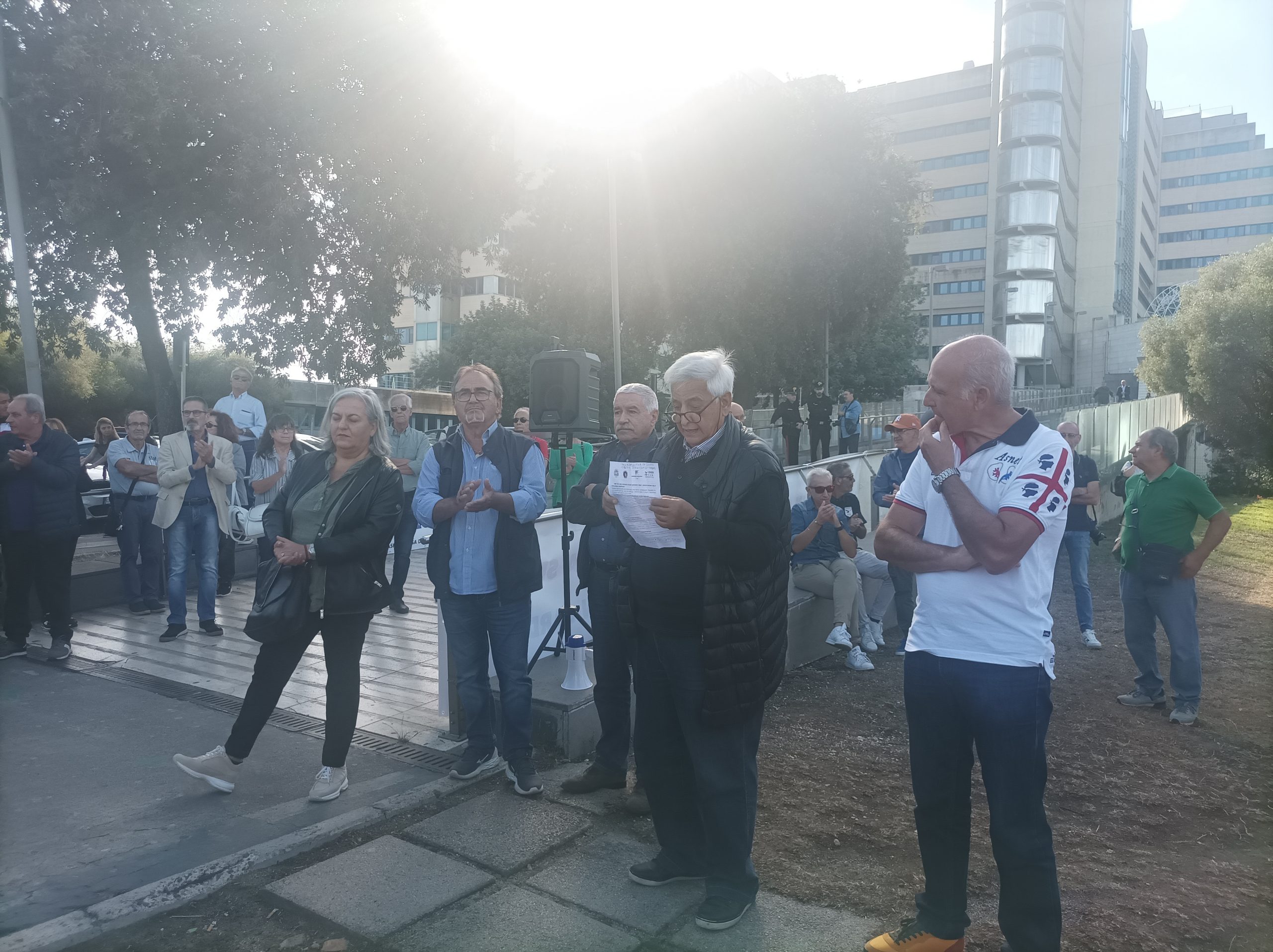 Cagliari, la guerra dei trapiantati: “Tanti dializzati senza trapianto, vogliamo visite gratuite per tutti”