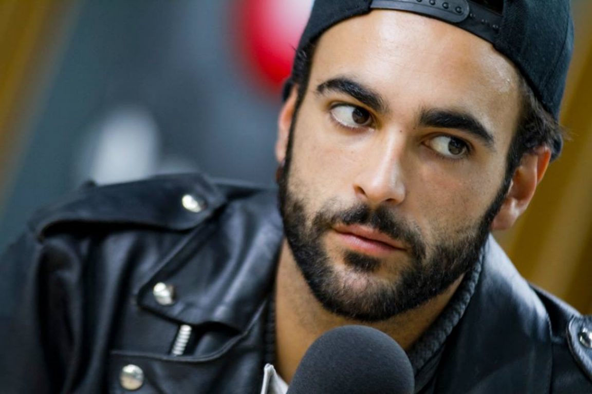 Show di Mengoni alla Fiera, affidamento diretto da oltre 800 mila euro a una società cagliaritana nata un anno fa