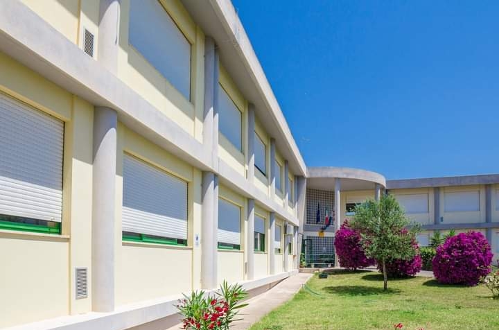 Studente accoltellato a Capoterra, il preside: “Più iniziative per ascoltare i nostri ragazzi”