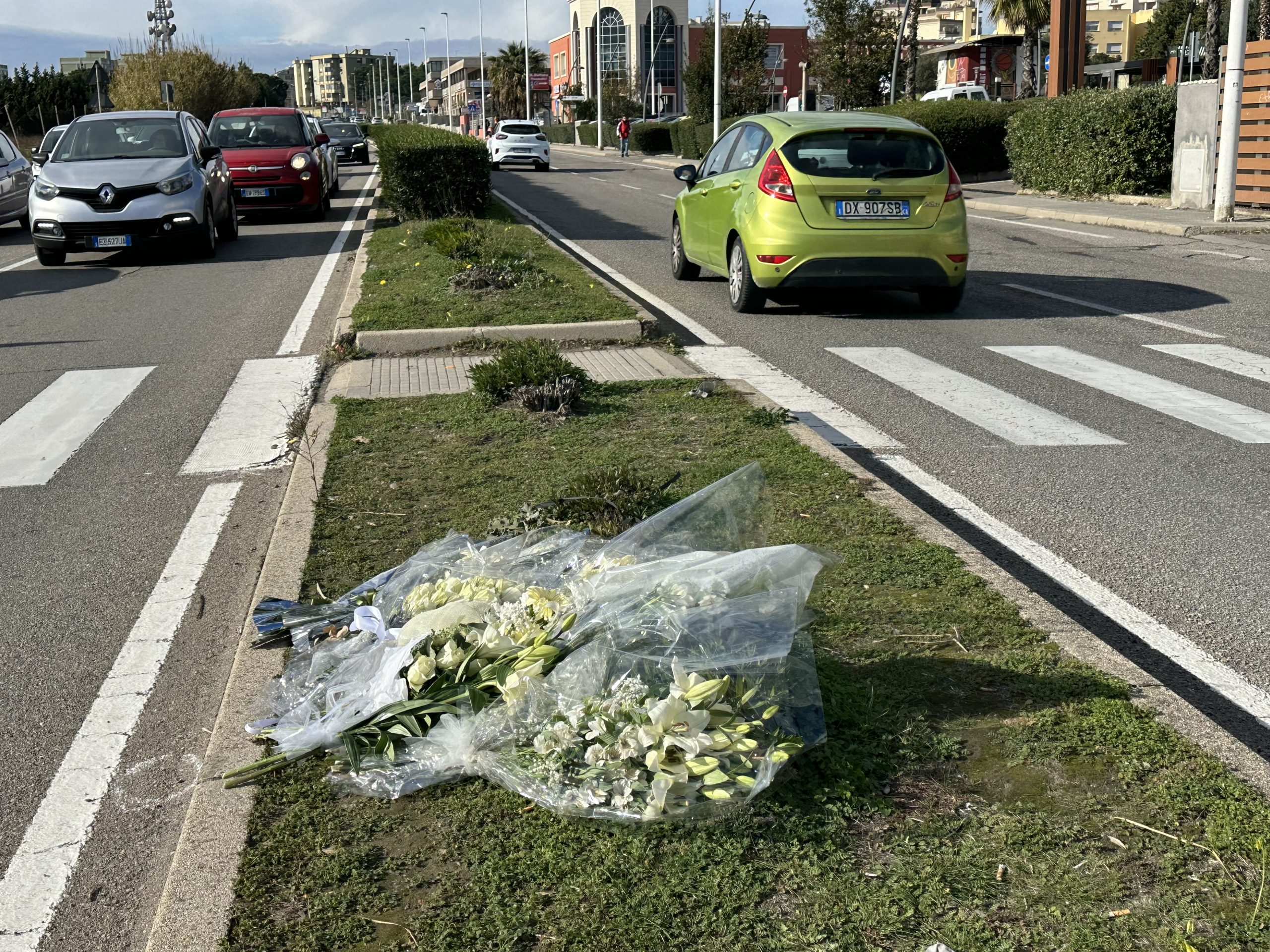Cagliari, ignorato l’appello per la sicurezza di via Peretti: studenti e passanti a rischio tutti i giorni