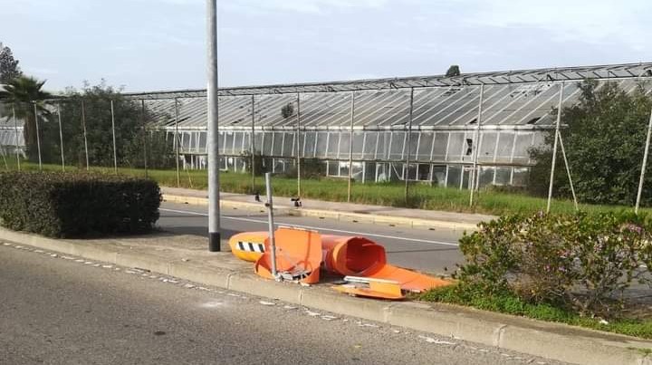 Assemini, il buon 2024 dei teppisti: distrutto l’autovelox di Corso Africa, è polemica aperta