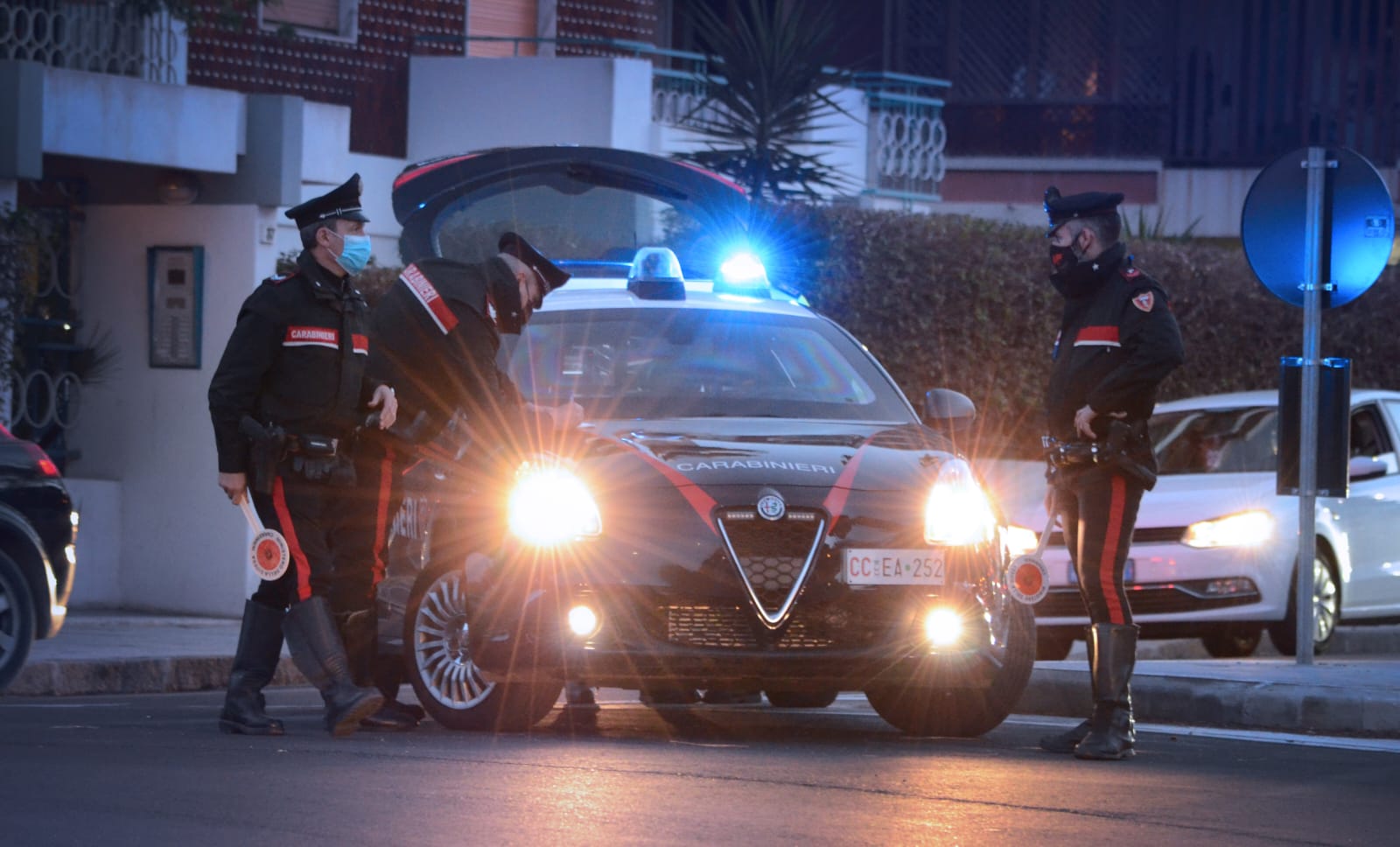 Tabaccheria svaligiata a Dolianova, i tre autori individuati a Cagliari e denunciati