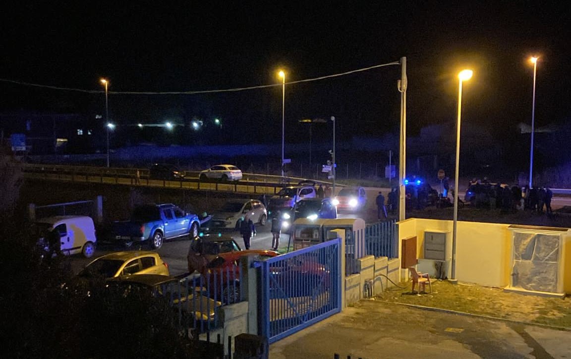 Paura a Serramanna, scooter finisce fuori strada: grave un giovane centauro