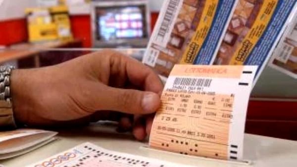 Cagliari, centra tre ambi e un terno: fortunato scommettitore vince 92500 euro