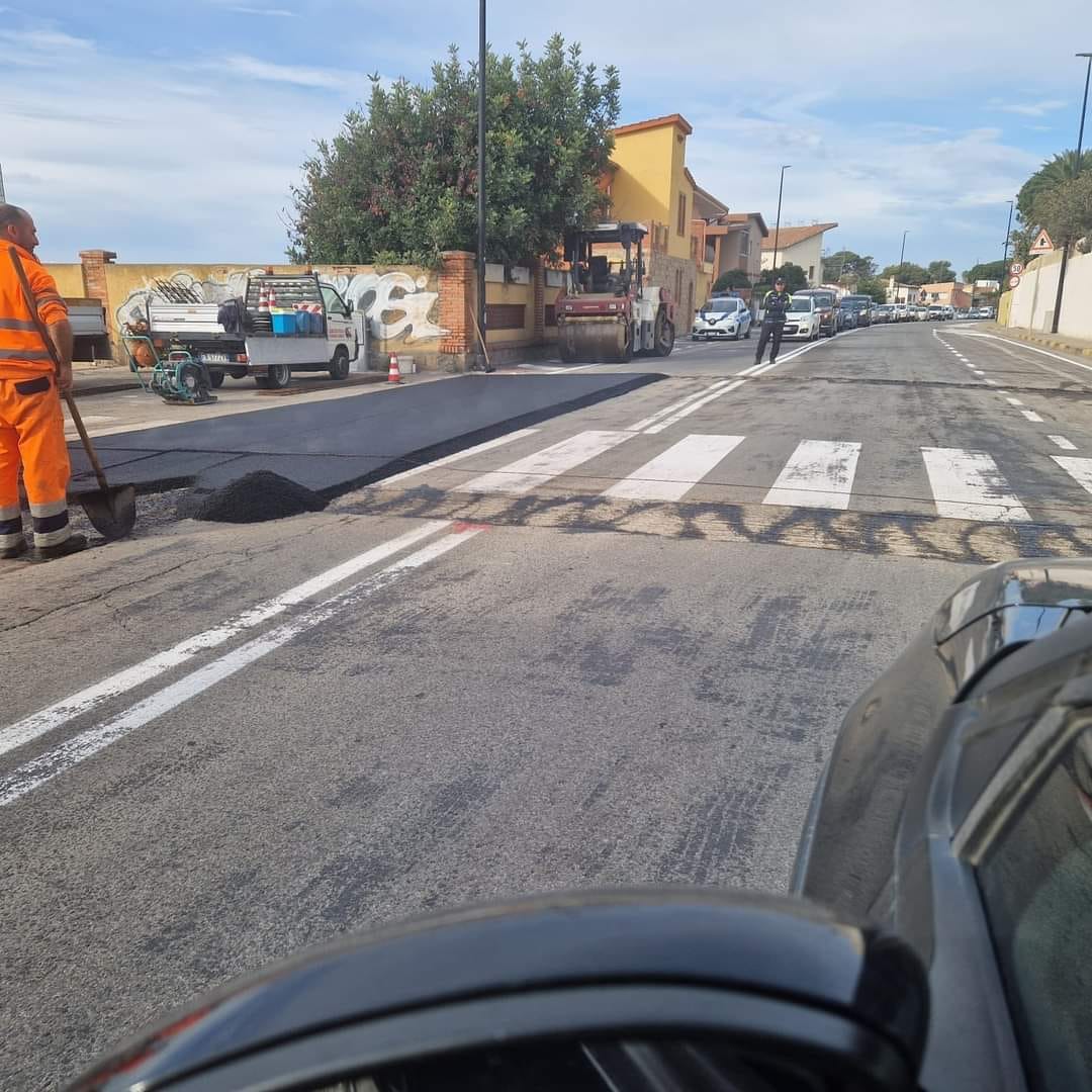Quartu, dopo feriti e morti ecco le strisce rialzate in via Leonardo da Vinci: “Presto anche i semafori a chiamata”