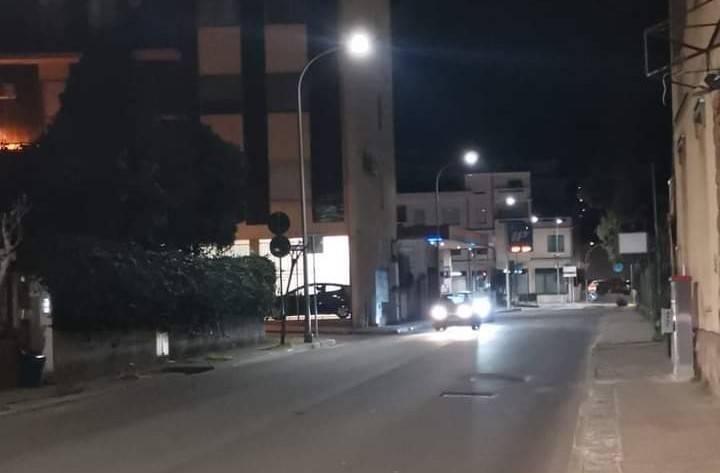 Iglesias al buio, non è un guasto: centraline manomesse, caccia al colpevole