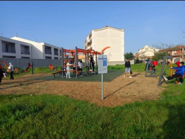 Assemini, tutti pazzi per il fitness: palestra all’aperto presa d’assalto dai cittadini