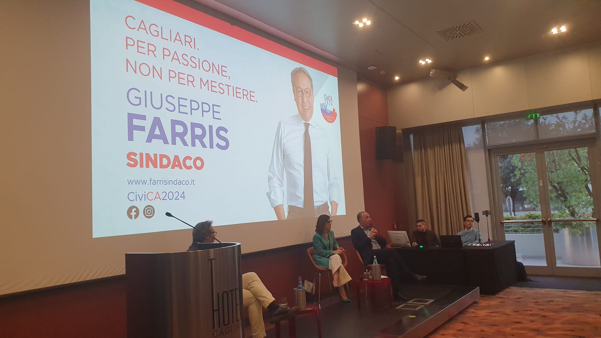 Comunali a Cagliari, Farris: “Via le piste ciclabili dal centro e i mastelli: rimettiamo i cassonetti”