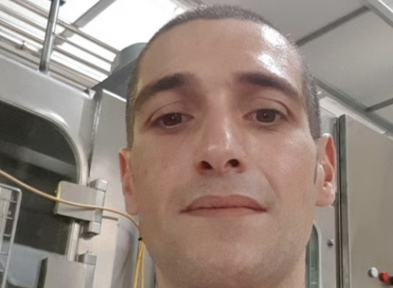Fatale incidente in moto, 40 enne perde la vita: la triste fine di Denis, lascia due bambine