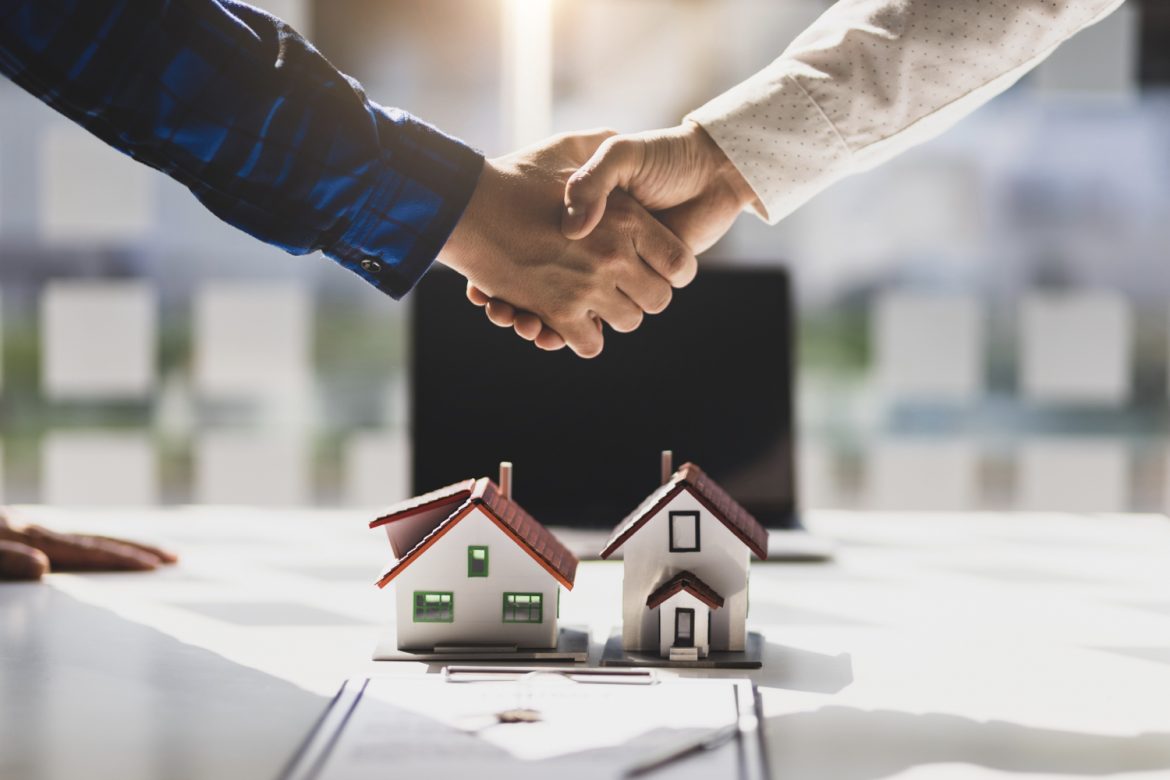 Sardegna, volano i prezzi degli affitti e aumenta il numero di chi compra casa: Cagliari è la città più cara