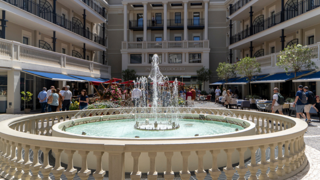 Corte Doglio si trasforma in un Giardino di Rose: arriva la Quinta Edizione del Doglio Flower Market