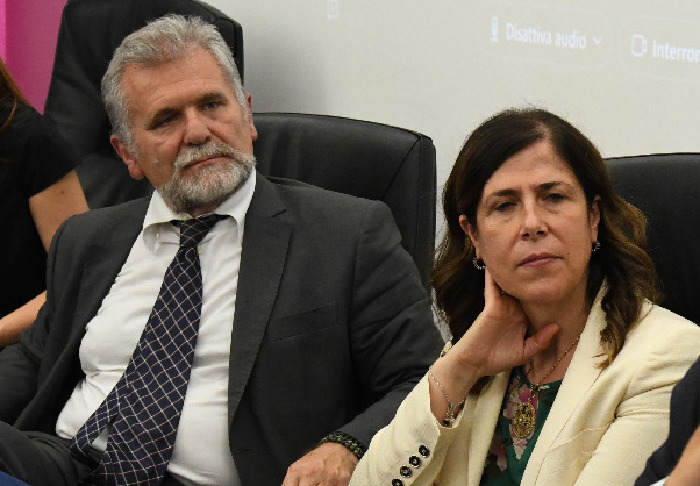 Sulla sanità siluri incrociati nel vertice di maggioranza, liste d’attesa e territori le priorità