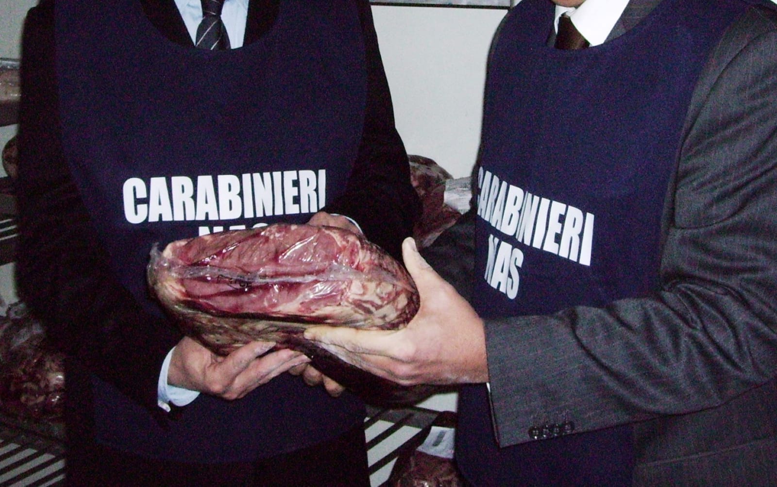 Mancanza di autorizzazioni, i Nas sequestrano un chiosco-bar a Porto Columbu