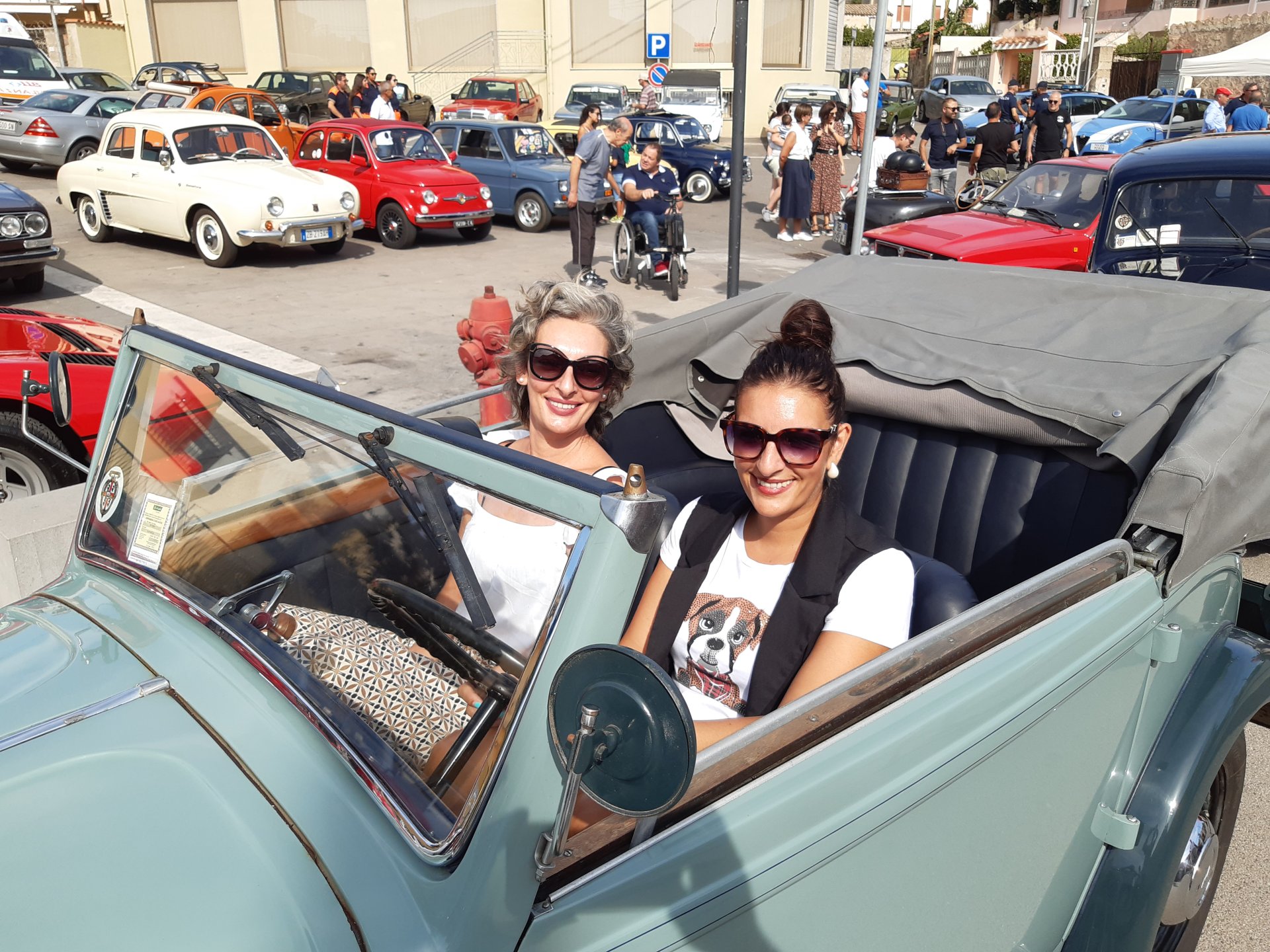 Lunamatrona, grande successo per il raduno delle auto d’epoca