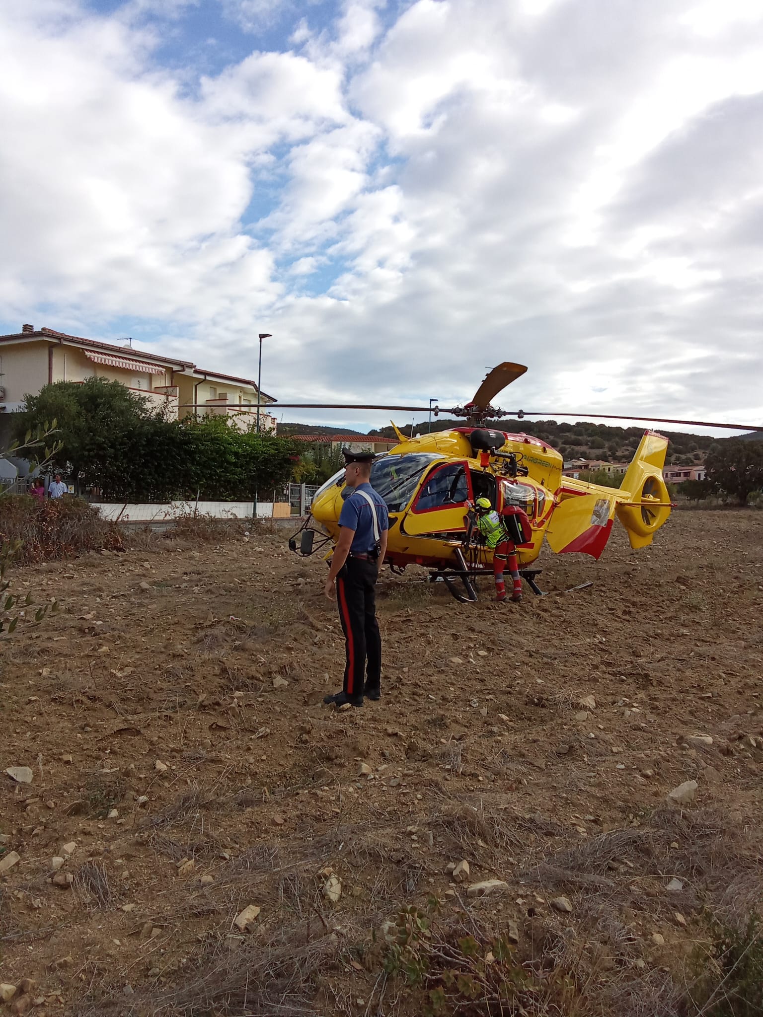 Villasimius, 92enne in crisi respiratoria salvata con l’elisoccorso: ricoverata al Brotzu