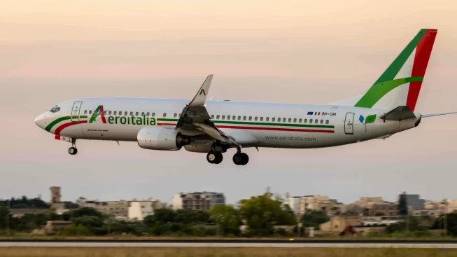 Continuità territoriale, Aeroitalia blinda Cagliari e punta anche su Olbia: Volotea e Ita si accontentano di Alghero