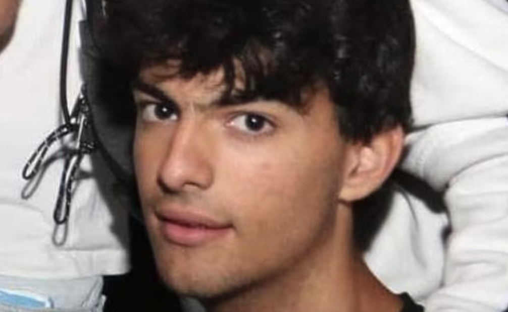 Va in escursione con un amico e scivola: Lorenzo muore a 21 anni