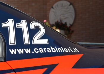Armato di coltello cerca di forzare una porta da “Lidl”: un arresto a Carbonia