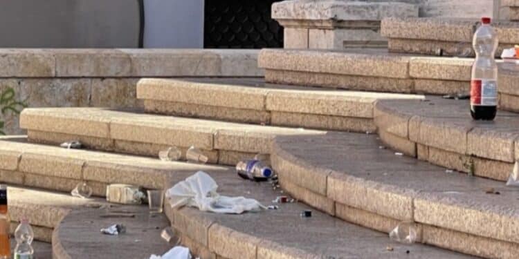 Cagliari, furto sacro a Stampace: i ladri portano via la Bibbia della Chiesa di Sant’Anna