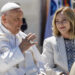 Giorgia Meloni al Gemelli da Papa Francesco: “Abbiamo scherzato come sempre”