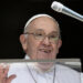 Papa Francesco, emergenza superata: “Grazie ai medici e agli operatori sanitari”