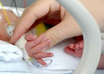 Partorì e abbandonò il neonato sotto un’auto a Osilo, per la 30enne rito abbreviato ma con la psichiatra