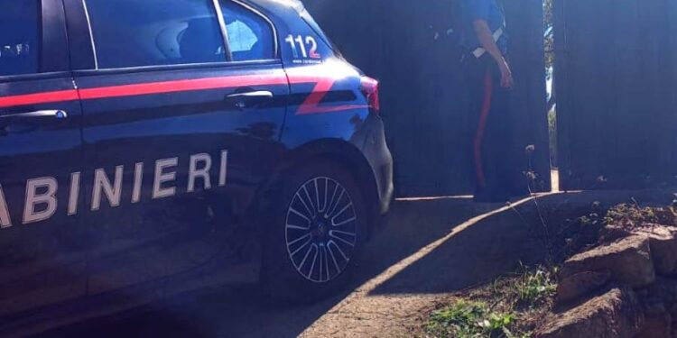 Decimoputzu, sequestrati veicoli e parti di automobili rubate: due denunciati per ricettazione e riciclaggio