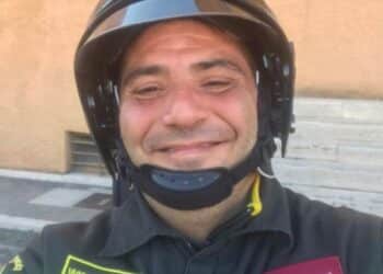 Tragedia a Oliena, si ribalta col trattore: muore a 41 anni il vigile del fuoco Giancarlo Piga
