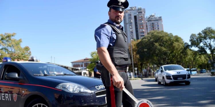 Sant’Antioco, minaccia il rivale con una cartuccia da caccia dopo una lite: denunciato 34enne