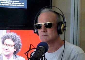 Cagliari dice addio a Giulio Massidda, uno dei primi dj della storia: “Sei stato tu il vero re delle discoteche in città”