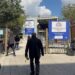 Mercato provvisorio di Piazza Nazzari, diminuisce l’affluenza della prima settimana e qualche box resta ancora chiuso (VIDEO)