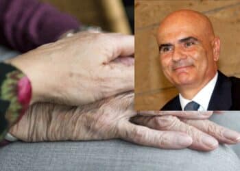 Il taglio dei servizi agli anziani in Sardegna finisce sui banchi del consiglio regionale