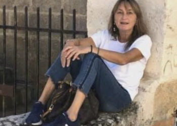 Tragico incidente domestico: 62enne muore incastrata sotto il  letto contenitore