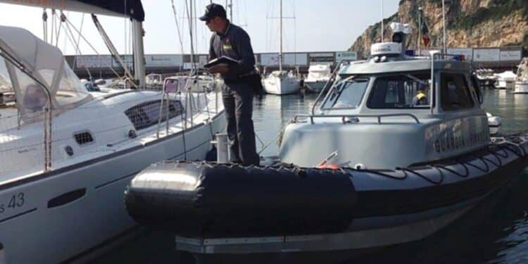 Cagliari, sequestrato lo yacht di lusso “Poseidon 2”: l’accusa è di contrabbando aggravato