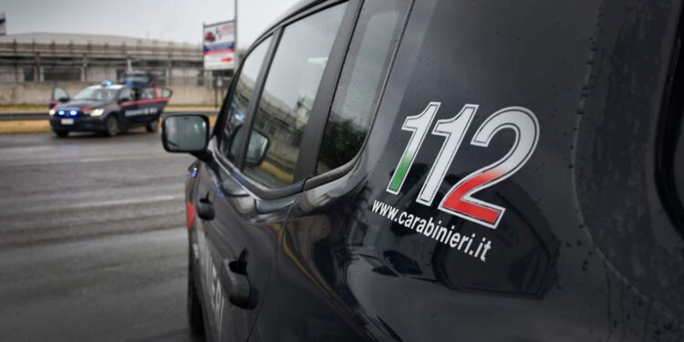 Tre fucili mal custoditi e uno mai denunciato: pensionato nei guai a Lunamatrona