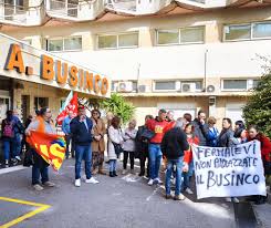 Cagliari, Businco assediato dalla disperazione: “Ridateci Tuveri e una sanità decente, malati di tumore abbandonati”